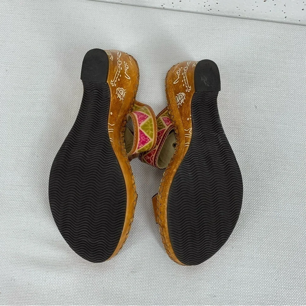 Bamboo54 size 8 Orange & Pink Flora Artesian Sandals - Picture 7 of 11